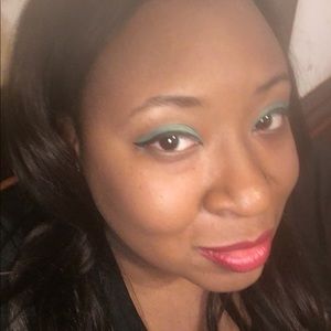 Meet your Posher, Keyana